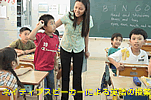 �l�C�e�B�u�X�s�[�J�[�ɂ��p��̎���